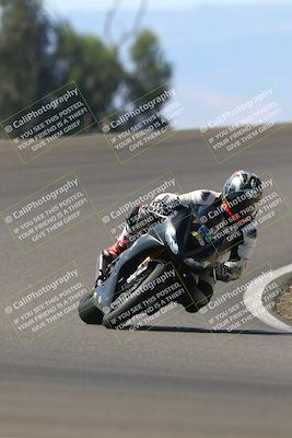 media/Sep-21-2025-TrackDaz (Sun) [[277c75b276]]/B Group/1220pm (Turn 2)/